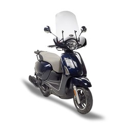 GIVI WINDSCREEN TRANSPARENT - KYMCO LIKE 50-125-150 17-24 (NEEDS FITTING KIT A6109A)