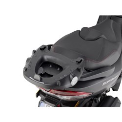 GIVI SPECIFIC REAR RACK - SUZUKI BURGMAN 400 06-22 (NEEDS PLATE)