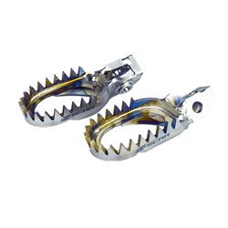 SCAR TITANIUM ANTI MUD FOOTPEGS KTM 2017-2022 / HUSQVARNA 2016-2022 / GASGAS 2021-2022