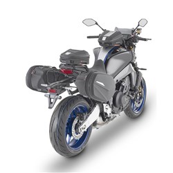 GIVI EASYLOCK PANNIER HOLDERS (ST609) - YAMAHA MT-09 21-22